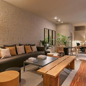 Uma Suites Pau Claris